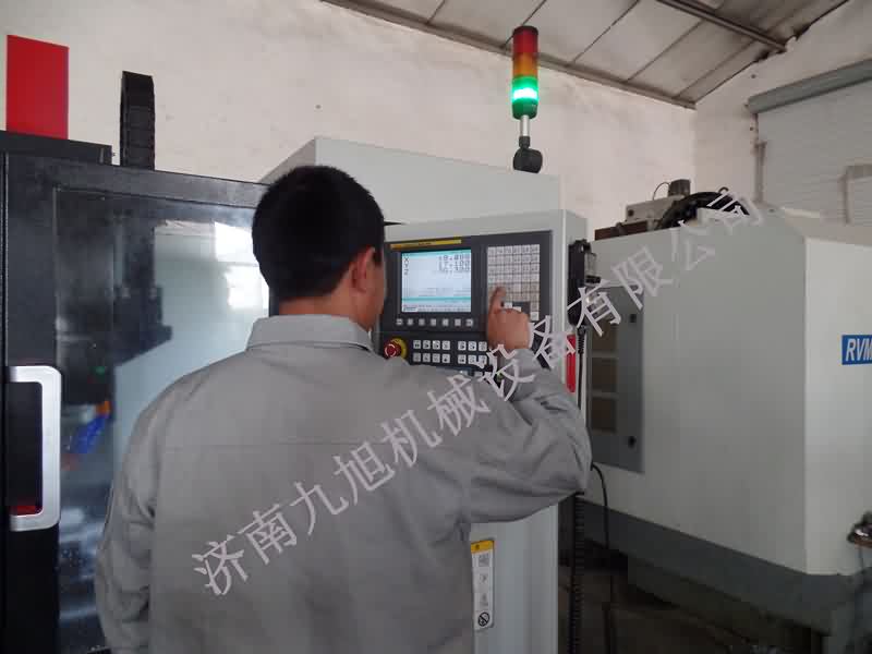 數(shù)控車間(圖2)